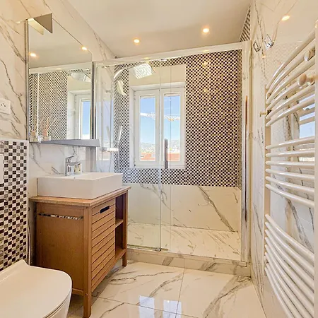 Apartament Zara - Wifi, Ac, 4 Pers