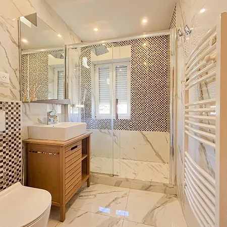 Zara - Wifi, Ac, 4 Pers ニース